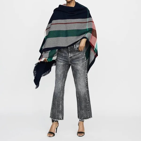 Maje Jacquard Poncho Lightweight Cape Top One Size Open Front Fringed Trim - Picture 2 of 9